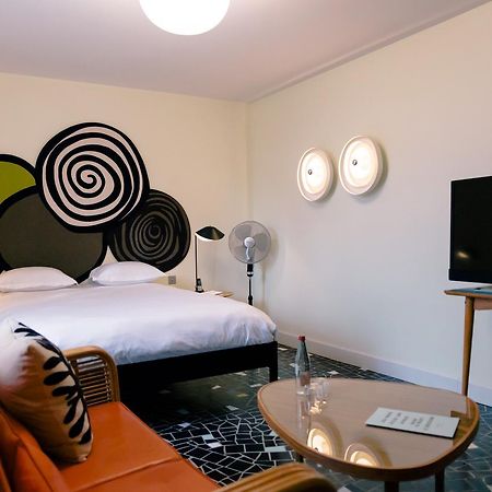 Hotel Du Cloitre Арл Екстериор снимка