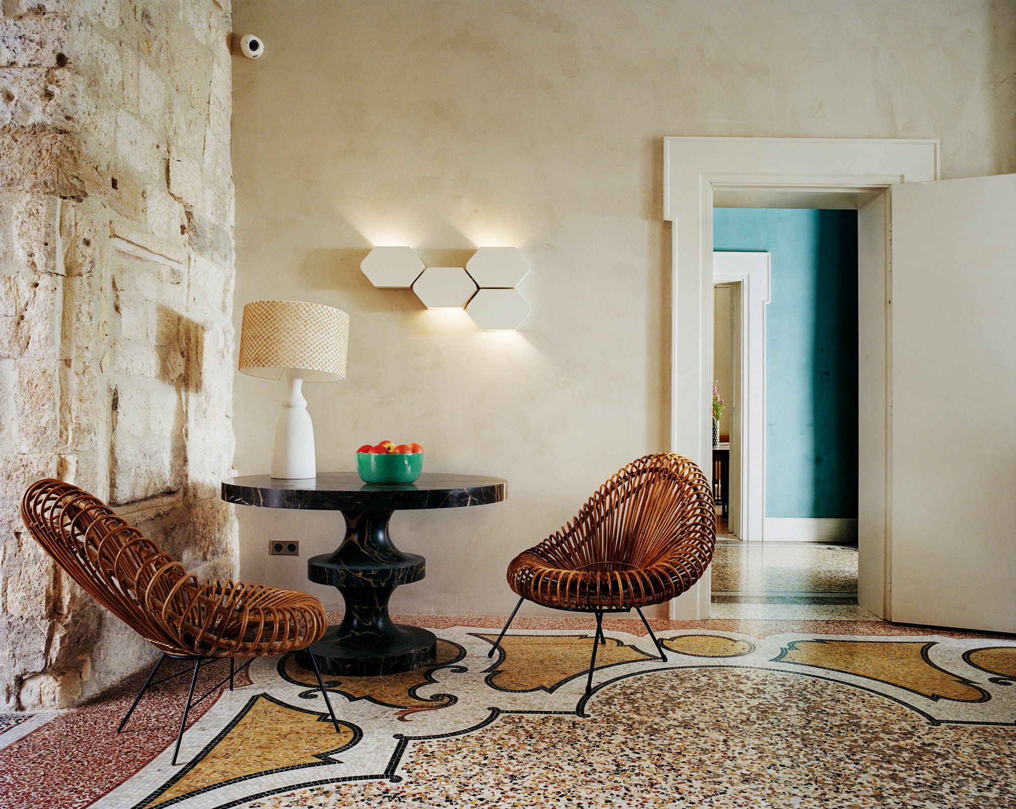 Hotel Du Cloitre Арл Екстериор снимка